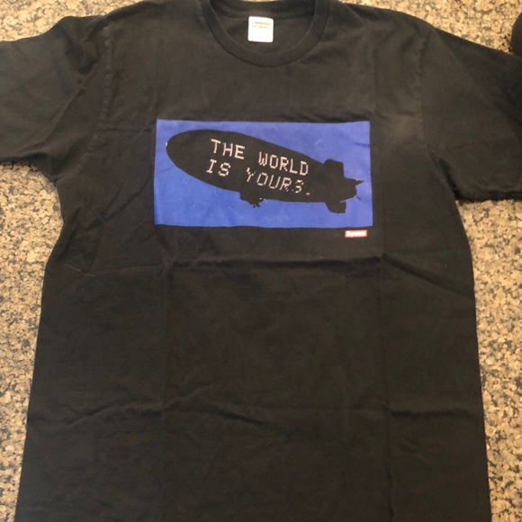 Supreme t-shirt “the world is yours” - Picture 1 of 3